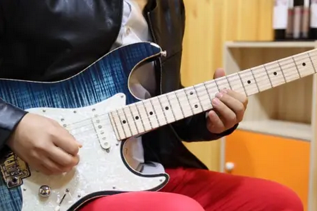 ��������app�ٷ���