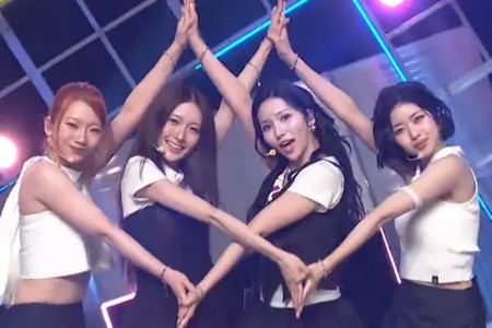 IS:SUE OFFICIAL LIGHT STICKӦԮ��