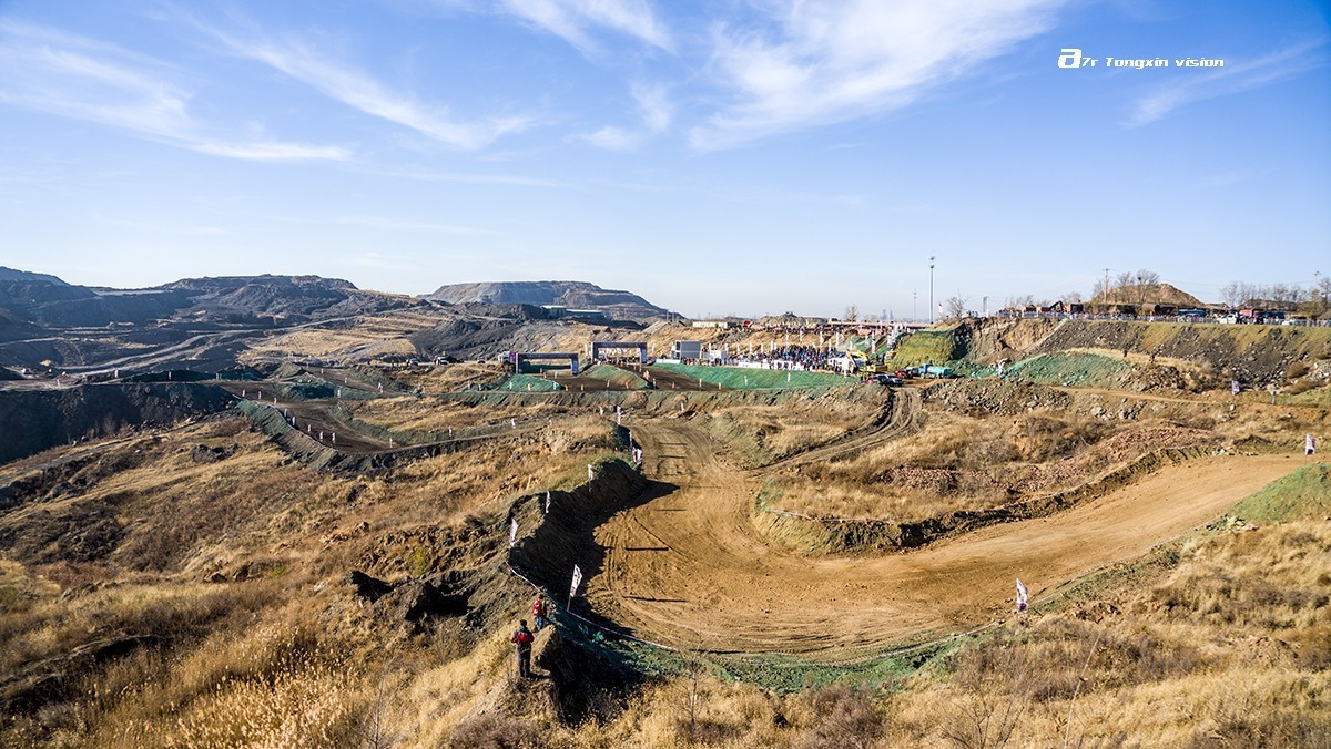 密境废弃矿区越野路段