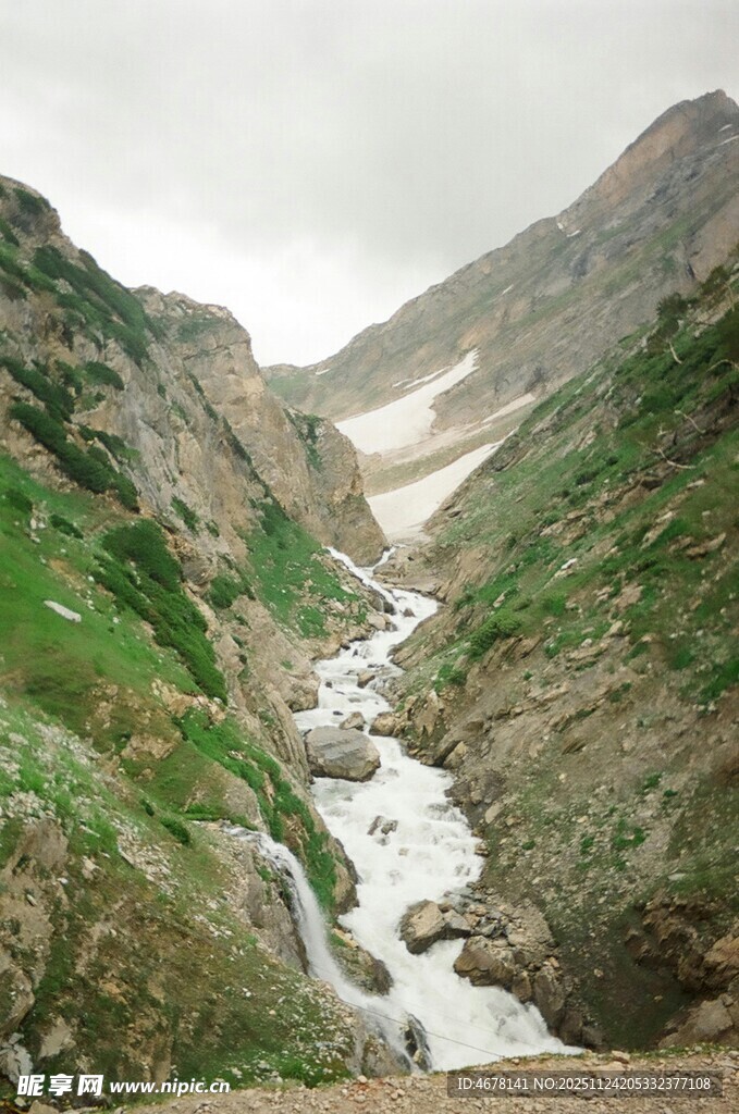 �ܾ� ��Ȼ��� Ϫ��ͽ��
